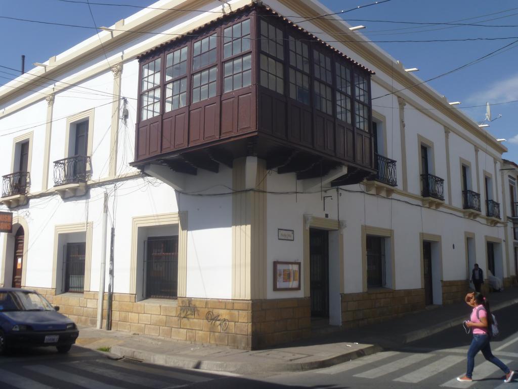 Colors House Hostel Sucre Exterior photo